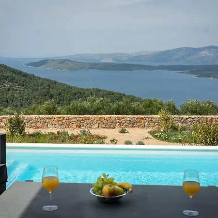 Villa Lapis